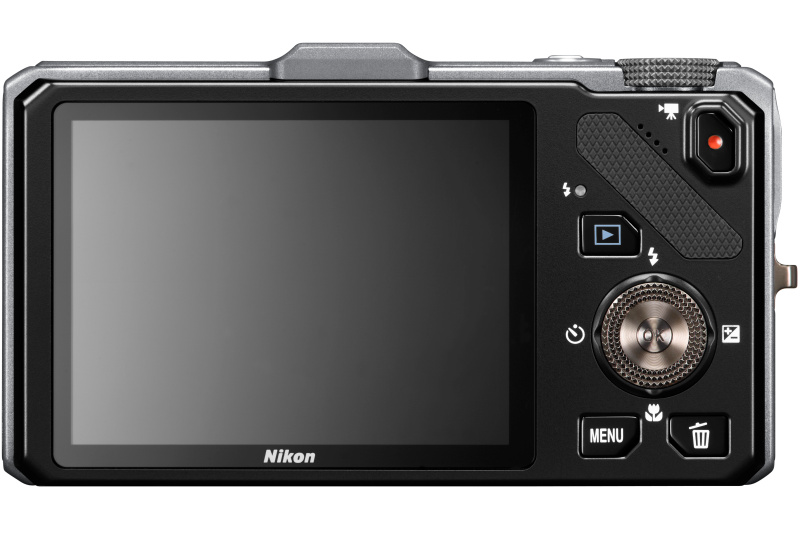<b>COOLPIX S9300（クリスタルシルバー）</b>