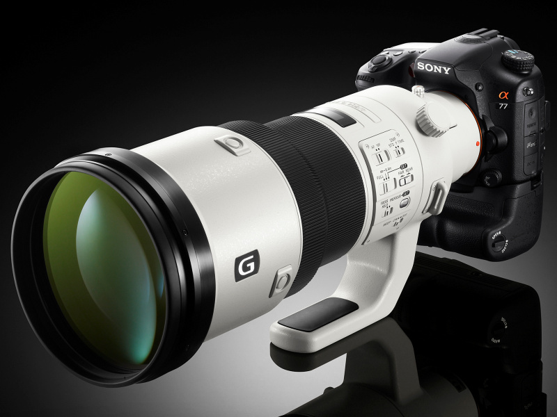 <b>α77への装着例</b>