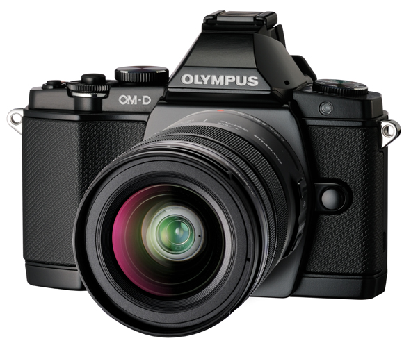 <b>OLYMPUS OM-D E-M5</b>