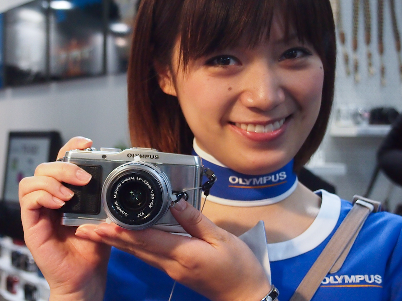 <b>OLYMPUS PEN E-P3なども試すことができる</b>