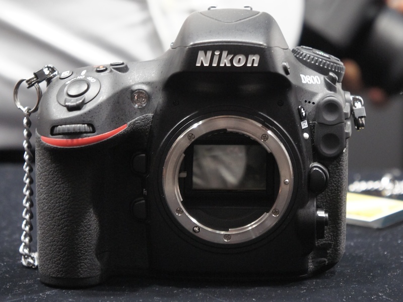 <b>タッチ&amp;トライコーナーにおいてあったD800</b>