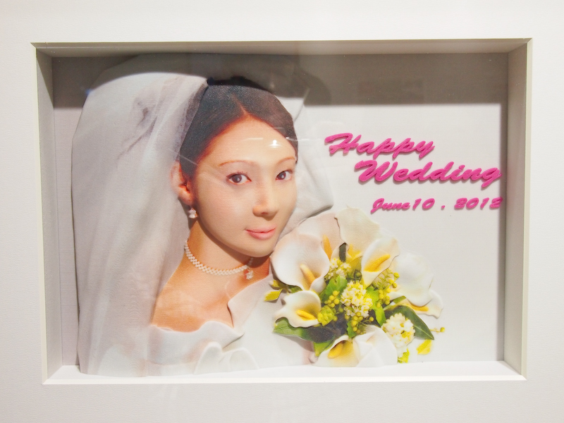 <b>立体情報を手動で抽出するタイプのサンプル。3cm程度の高さまで造形可能。材質は非公開</b>