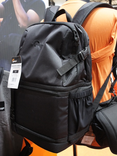 <b>DSLRビデオパック205AW</b>