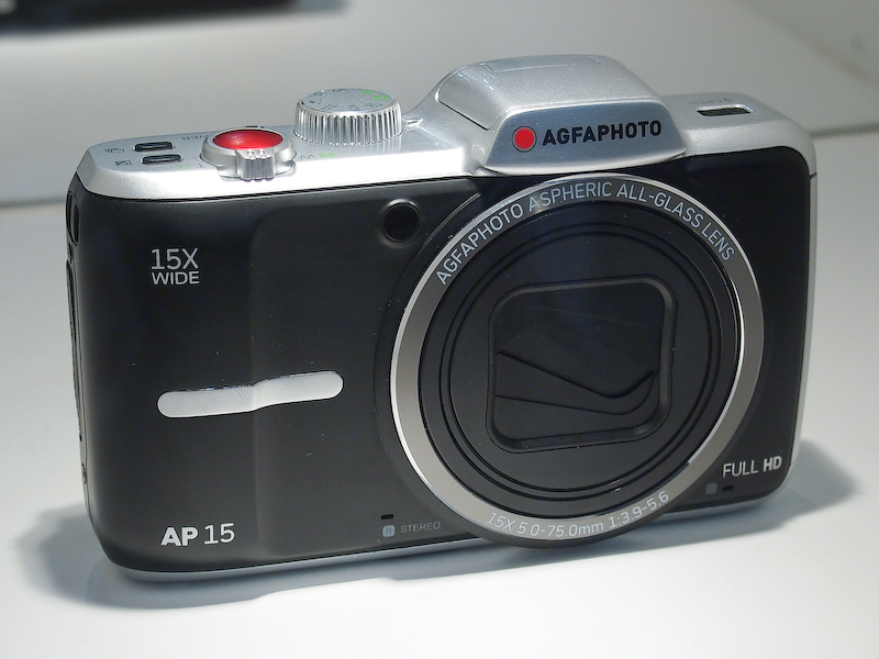 <b>AGFAPHOTO AP15。ほかにレッドとシルバーを揃える</b>