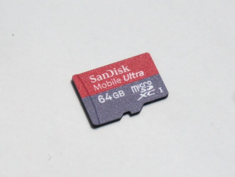 <b>サンディスクが10日に発表したmicroSDXC UHS-Iカード</b>