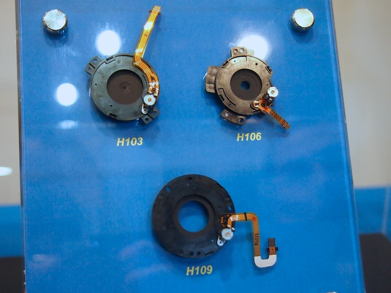 <b>絞りユニットの例</b>