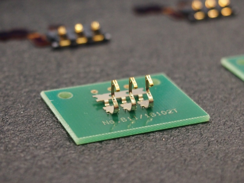 <b>バッテリーの接点</b>