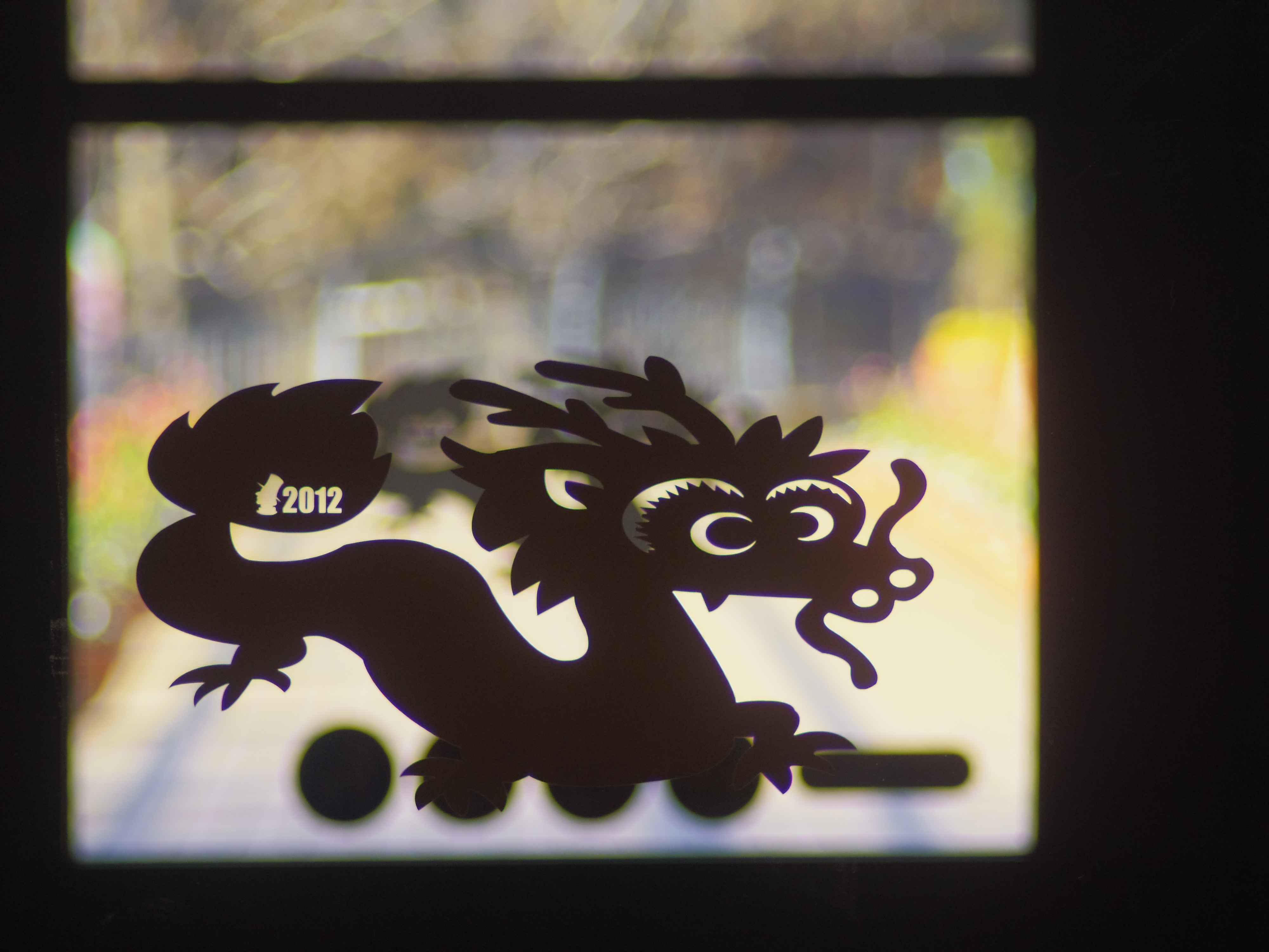 <b>PENTAX Q / ペンタックス110 24mm F2.8 / 約2.3MB / 4,000×3,000 / 1/400秒 / F2.8 / -0.3EV / ISO250 / WB:オート / カスタムイメージ:風景</b>