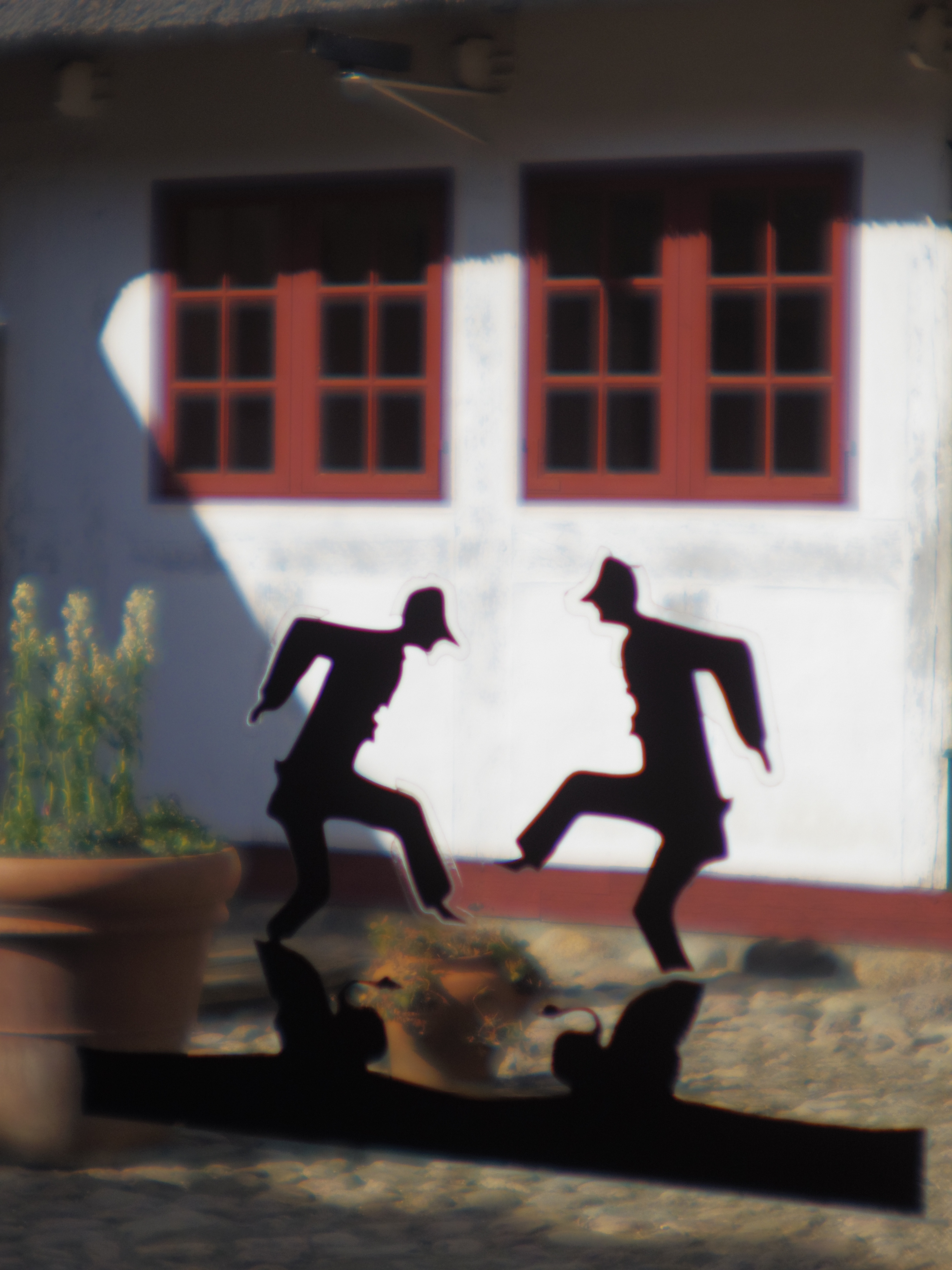 <b>PENTAX Q / ペンタックス110ズーム 20-40mm F2.8 / 約2.1MB / 3,000×4,000 / 1/4,000秒 / F2.8 / 0.0EV / ISO125 / WB:オート / カスタムイメージ:鮮やか</b>