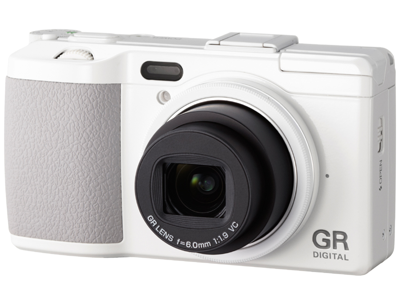 <b>GR DIGITAL IVホワイトエディション</b>