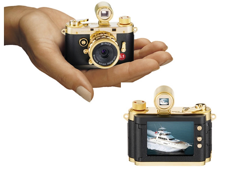 <b>アルミ削り出しレンズキャップホルダーの使用例</b>