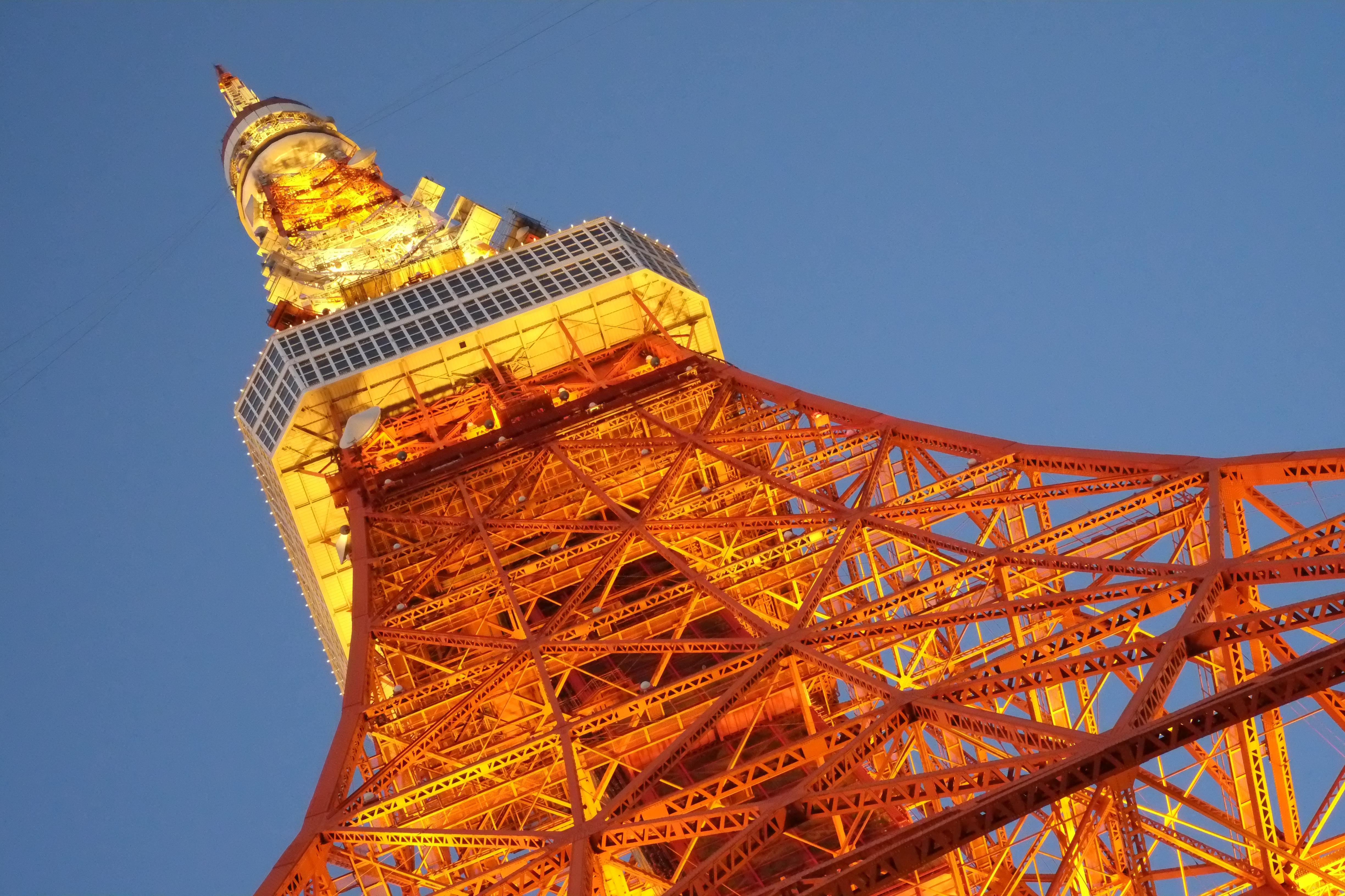 <b>ノイズリダクション:強 / ISO12800（拡張） / FUJIFILM X-Pro1 / 7.0MB / 4,896×3,264 / 1/85秒 / F11 / 0.0EV / WB:オート / 35mm</b>