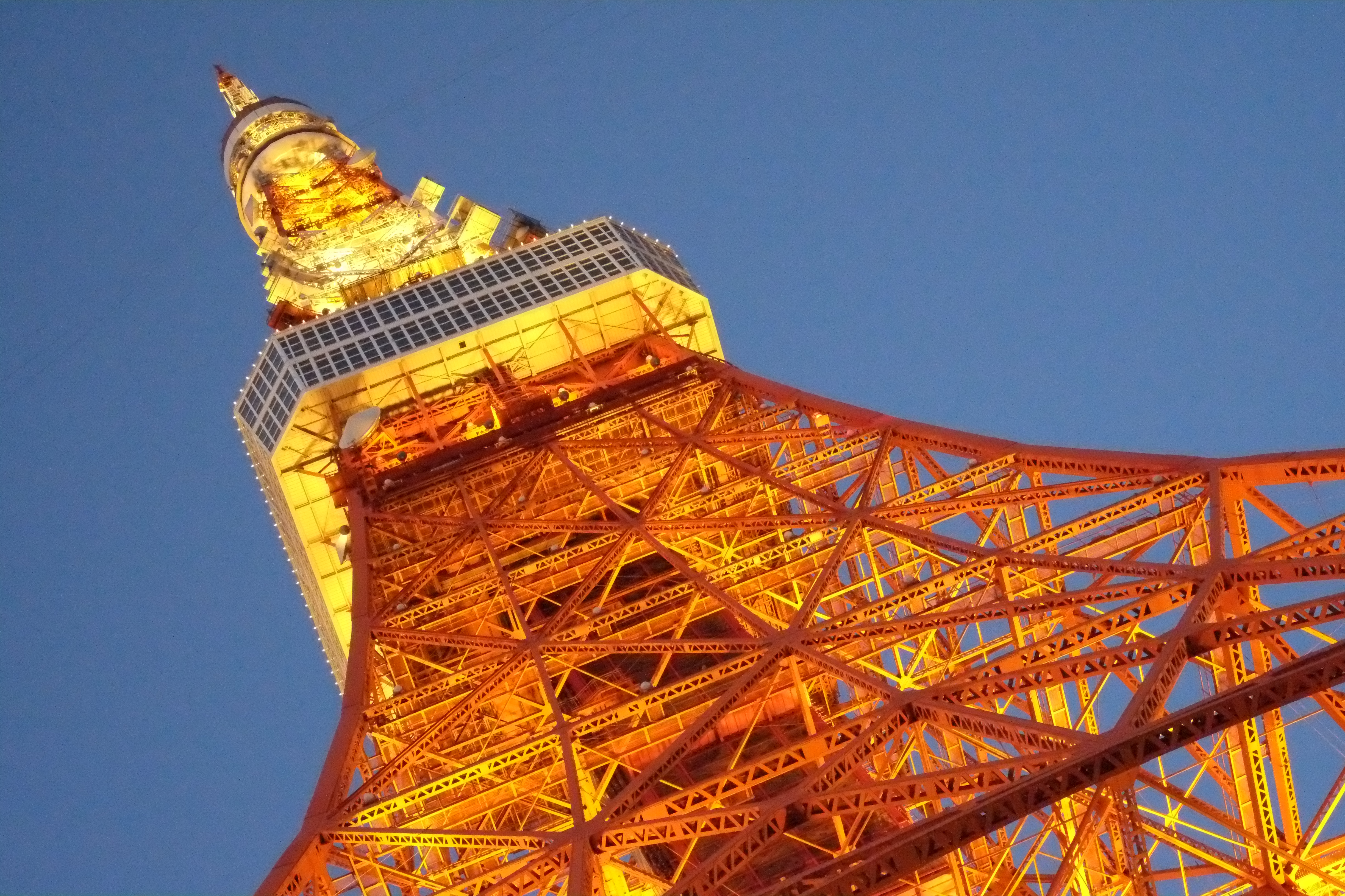 <b>ノイズリダクション:やや強 / ISO25600（拡張） / FUJIFILM X-Pro1 / 7.2MB / 4,896×3,264 / 1/150秒 / F11 / 0.0EV / WB:オート / 35mm</b>