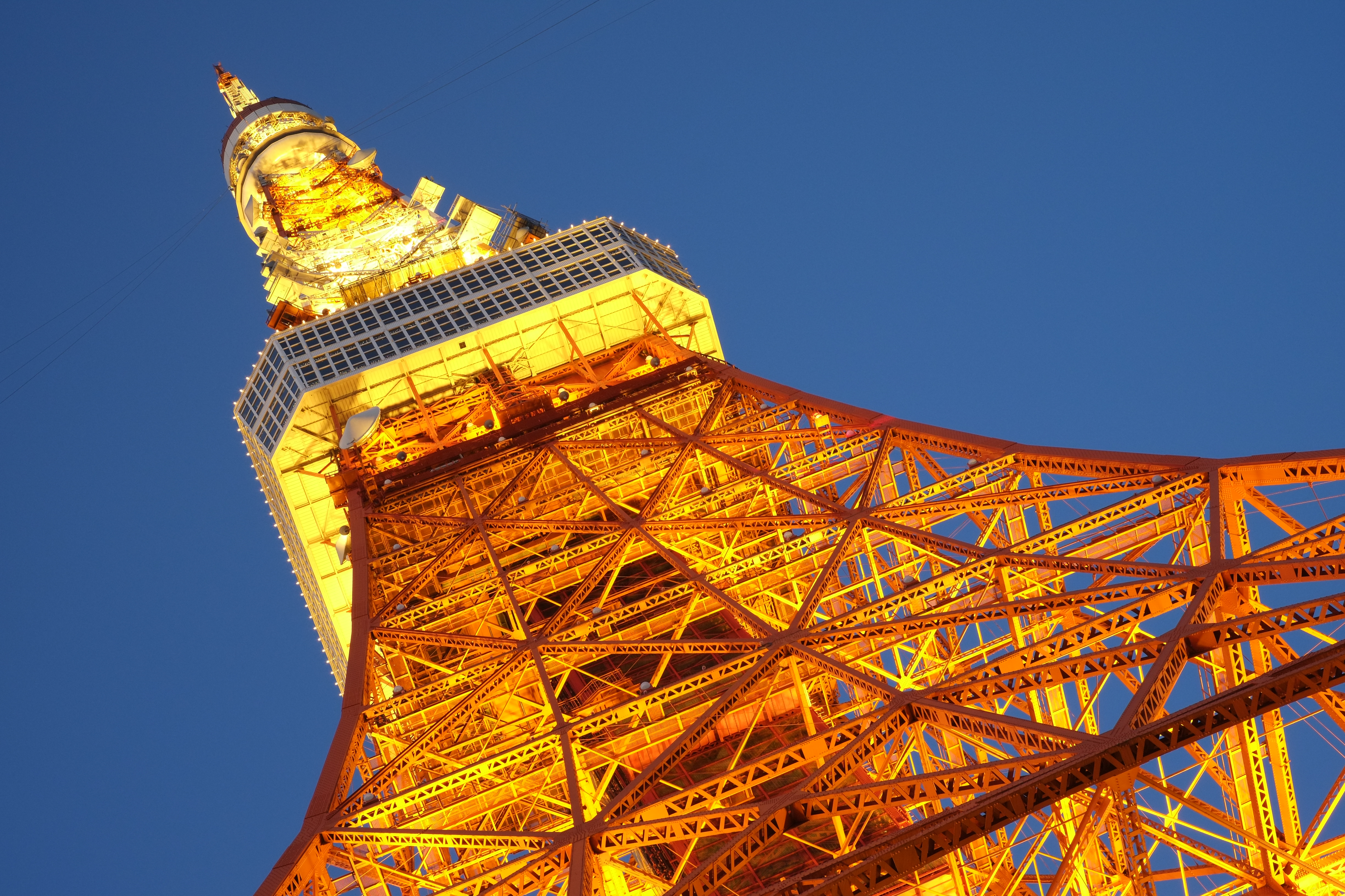 <b>ノイズリダクション:弱 / ISO800 / FUJIFILM X-Pro1 / 7.2MB / 4,896×3,264 / 1/3秒 / F11 / 0.0EV / WB:オート / 35mm</b>