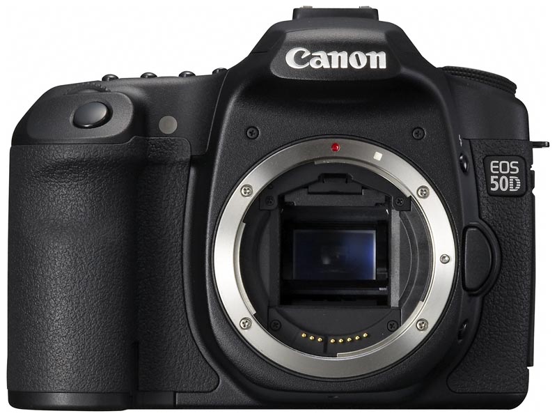 <b>EOS 50D。発売は2008年9月。後継モデルのEOS 60Dが発売済み</b>