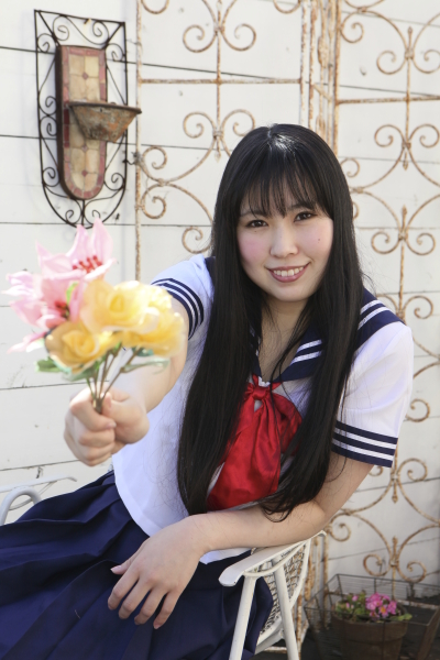 <b>F8<br>EOS 5D Mark II / EF 24-70mm F2.8 L USM / 1/125秒 / +0.7EV / ISO200 / 絞り優先AE / WB：オート / 59mm</b>