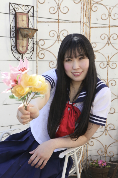 <b>F11<br>EOS 5D Mark II / EF 24-70mm F2.8 L USM / 1/60秒 / +0.7EV / ISO200 / 絞り優先AE / WB：オート / 59mm</b>