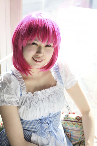 <b>ウィッグ装着<br>EOS 5D Mark II / EF 24-70mm F2.8 L USM / 1/100秒 / F5.6 / 0EV / ISO200 / マニュアル露出 / WB：オート / 63mm</b>