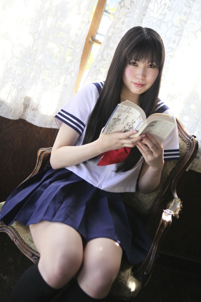 <b>EOS 5D Mark II / 50mm F1.4 EX DG HSM / 1/320秒 / F2.8 / +1.3EV / ISO800 / 絞り優先AE / WB：オート / 50mm</b>