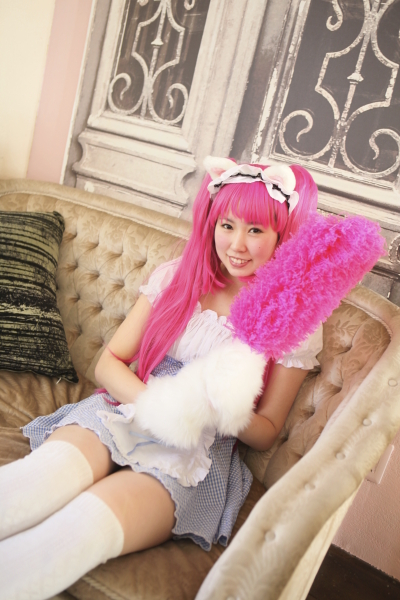 <b>EOS 5D Mark II / EF 24-70mm F2.8 L USM / 1/20秒 / F2.8 / +1.3EV / ISO400 / 絞り優先AE / WB：オート / 35mm</b>