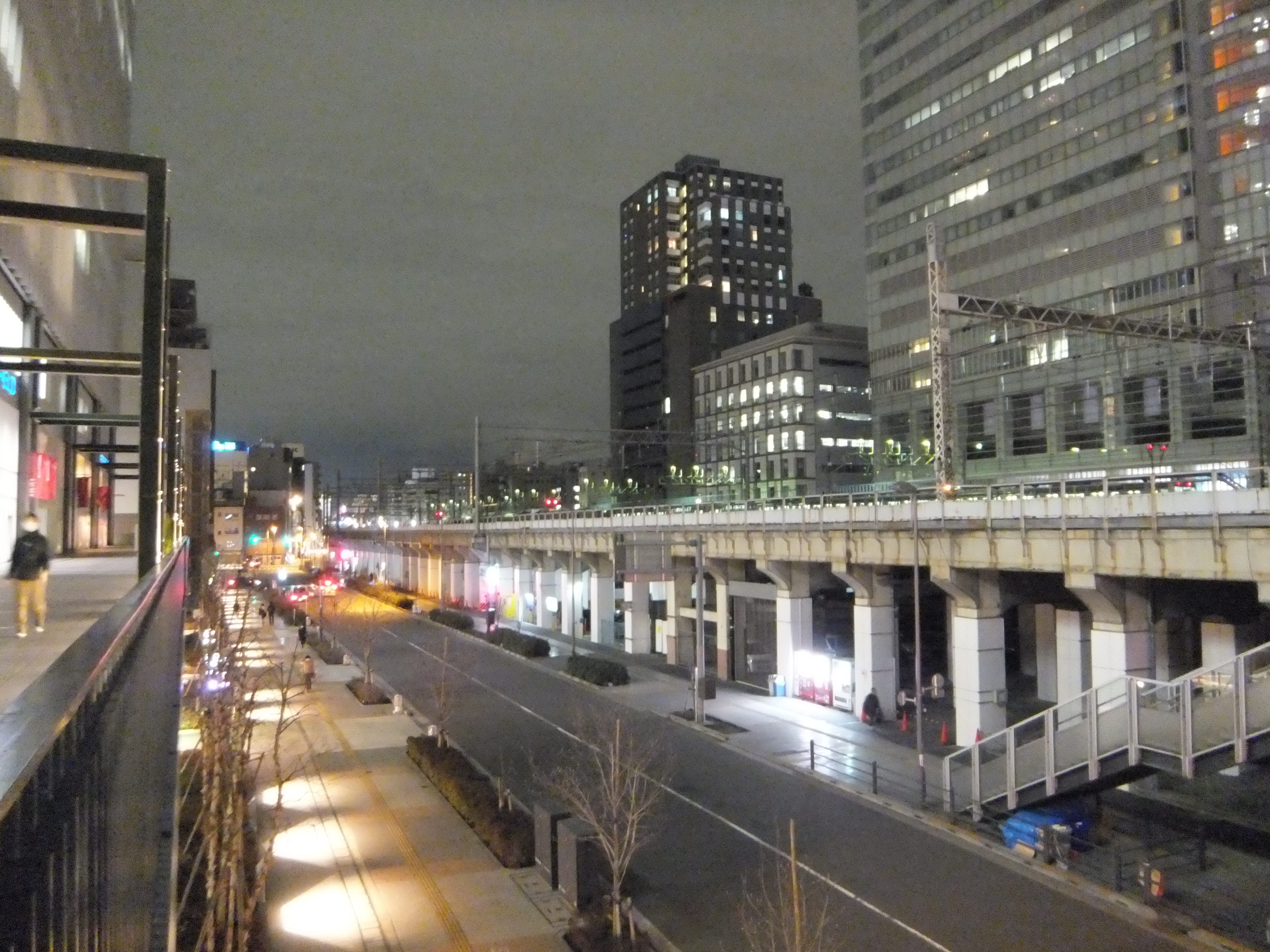 <b>ISO3200 / FinePix Z1000EXR / 約6.0MB / 4,608×3,456 / 1/4秒 / F3.9 / 0.0EV / WB:オート / 5mm</b>