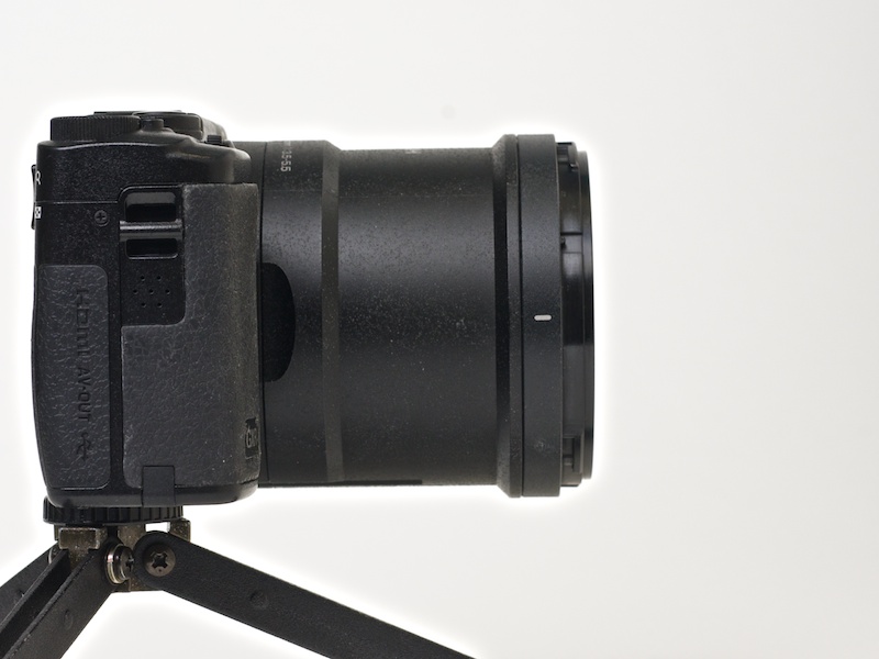 <b>側面から。電源オフ</b>