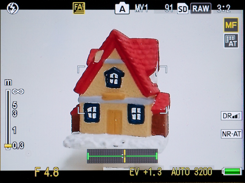 <b>ダイナミックレンジ補正をオフにしたときの撮影画面。効果のほどは実写レビューで</b>