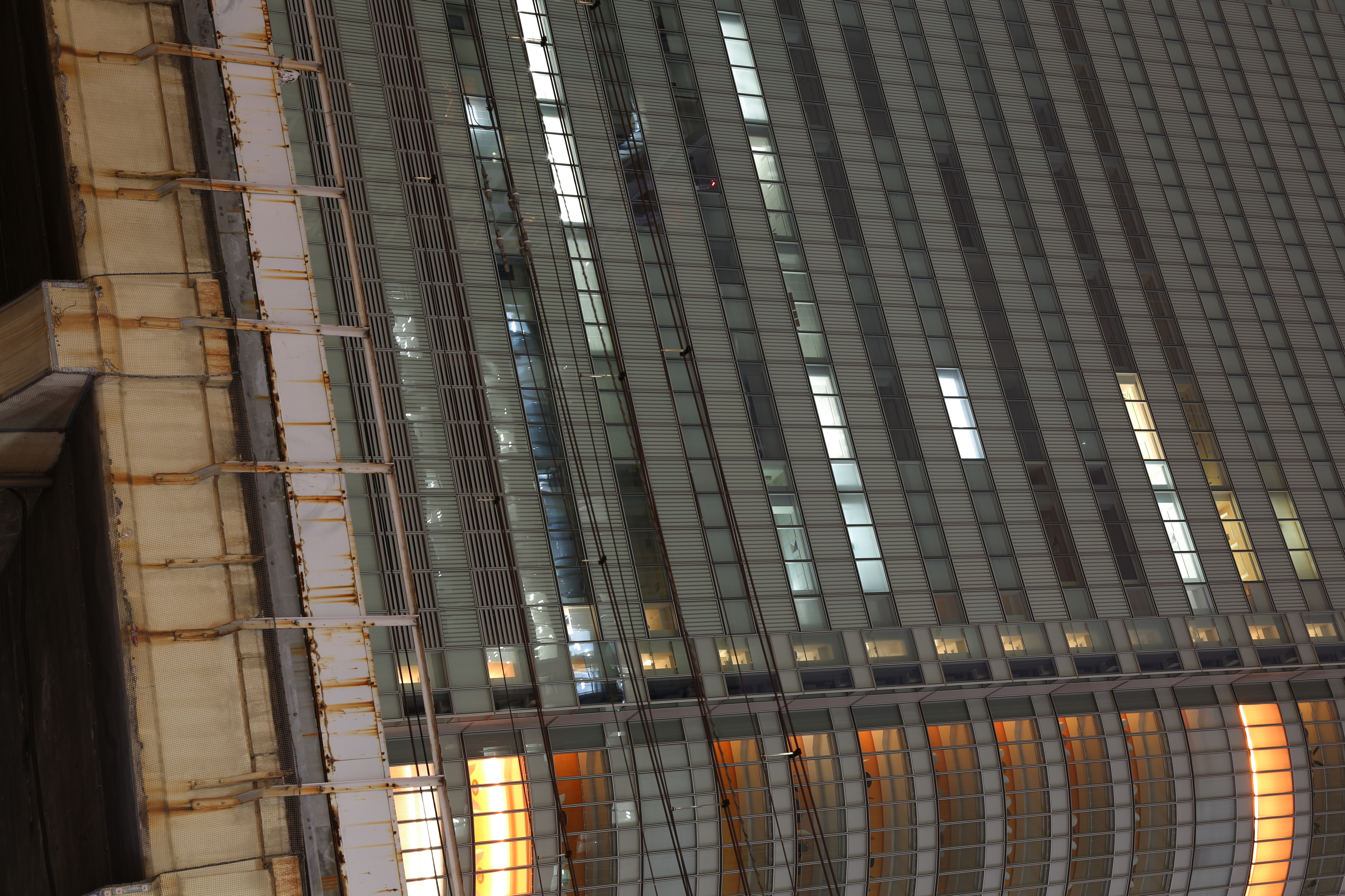 <b>EOS 5D Mark III / EF 24-105mm F4 L IS USM / 3,840×5,760 / 30秒 / F8 / -0.3EV / ISO50（拡張設定） / WB：オート / 55mm</b>