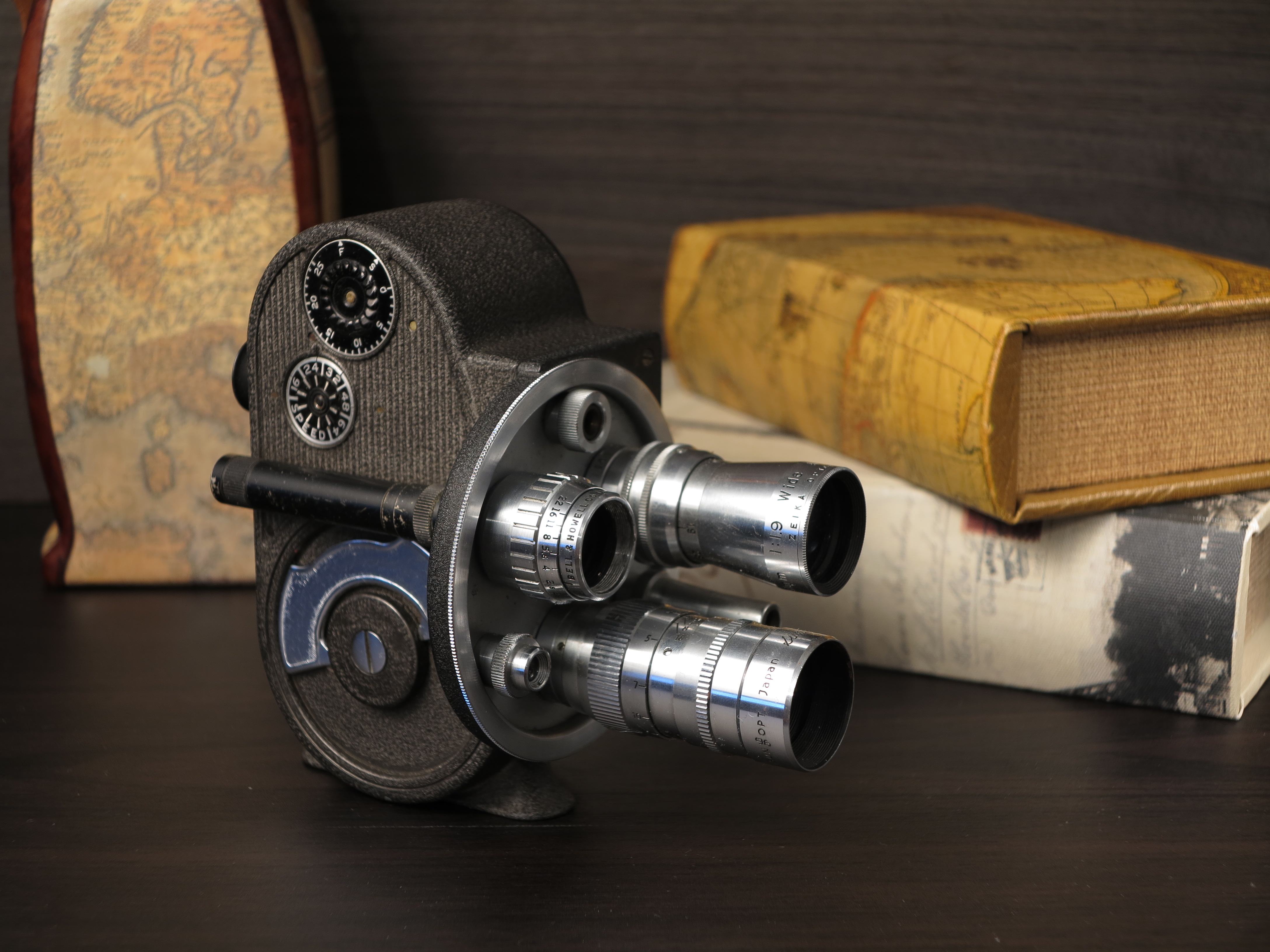 <b>PowerShot G1 X / 約2.4MB / 4,352×3,264 / 1/1.2秒 / F5.6 / -0.7EV / ISO100 / WB:電球 / 36.9mm</b>