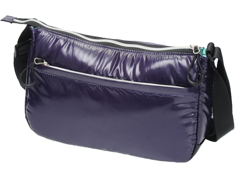 <b>ショルダーM SLRの背面</b>