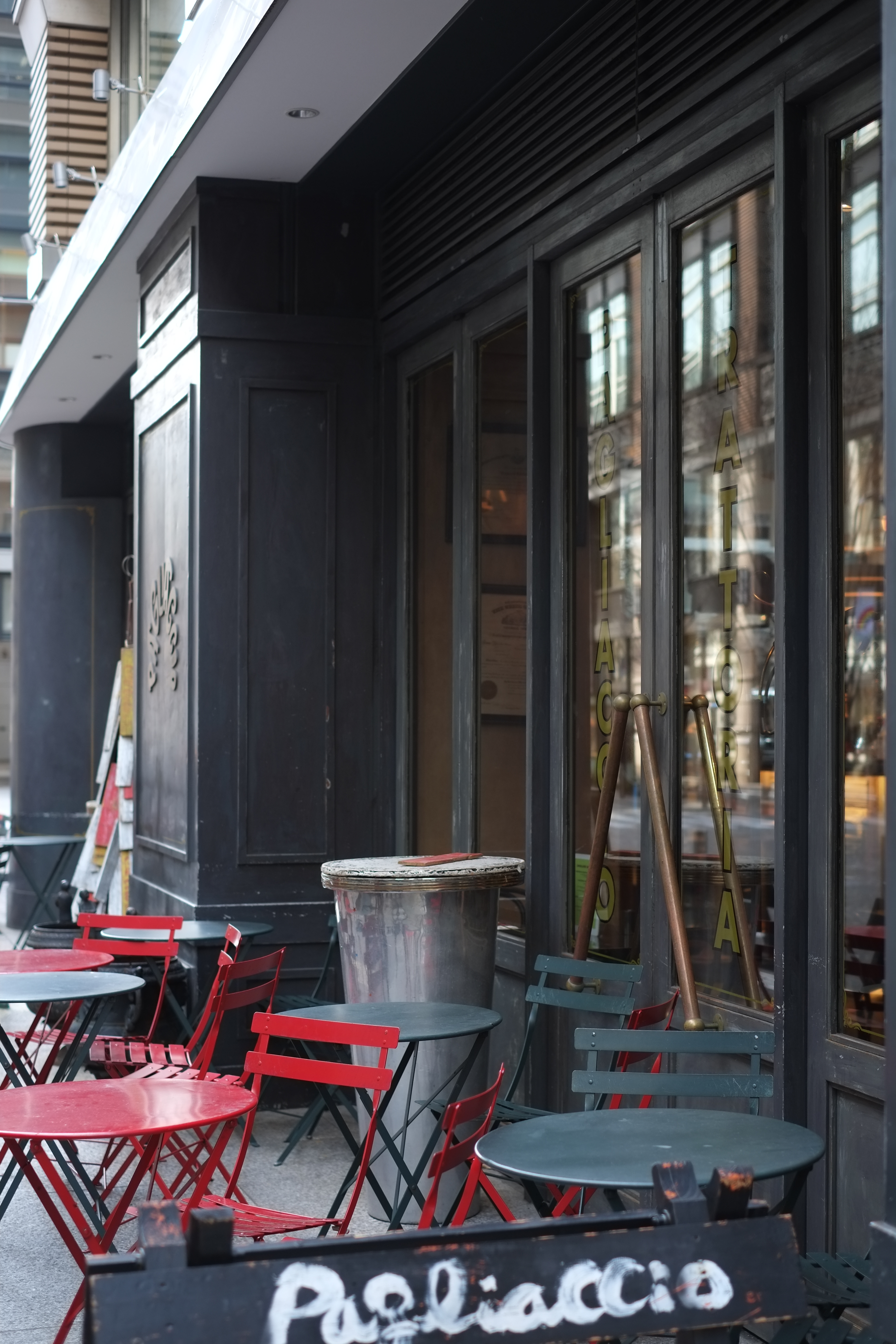 <b>FUJIFILM X-Pro1 / XF 35mm F1.4 R / 約4.3MB / 3,264×4,896 / 1/140秒 / F2.2 / -1.0EV / ISO200 / WB:オート</b>