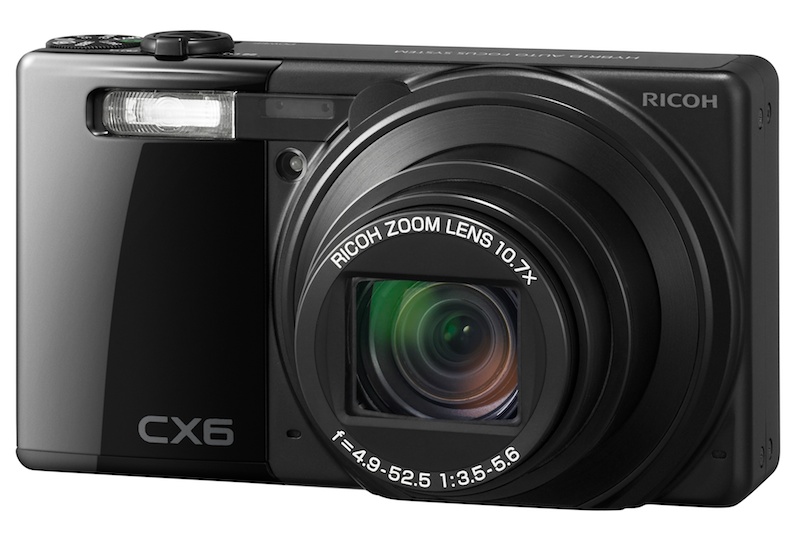 <b>CX6。発売は2011年12月。実勢価格は3万5,800円前後</b>