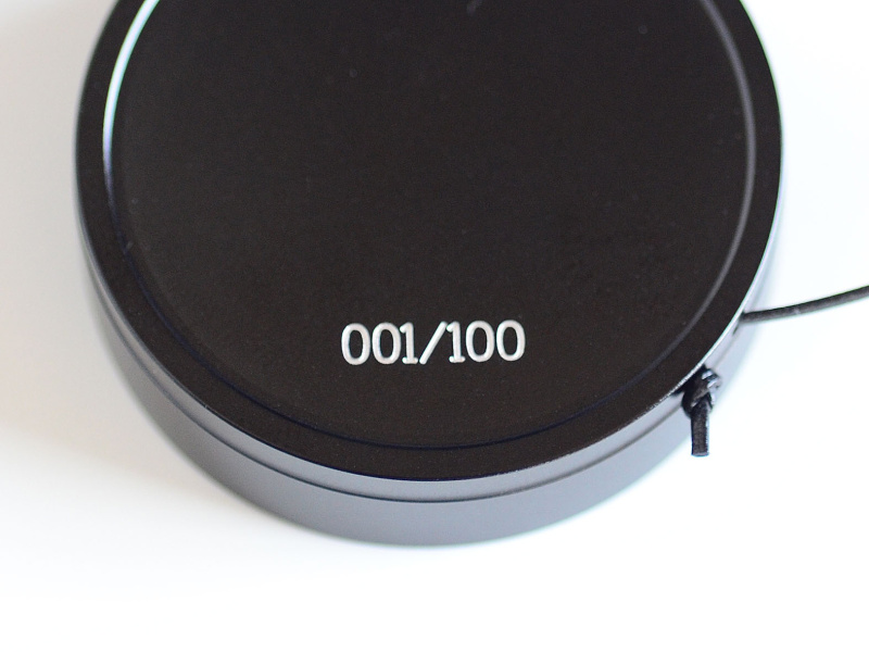 <b>シリアルナンバー入り</b>