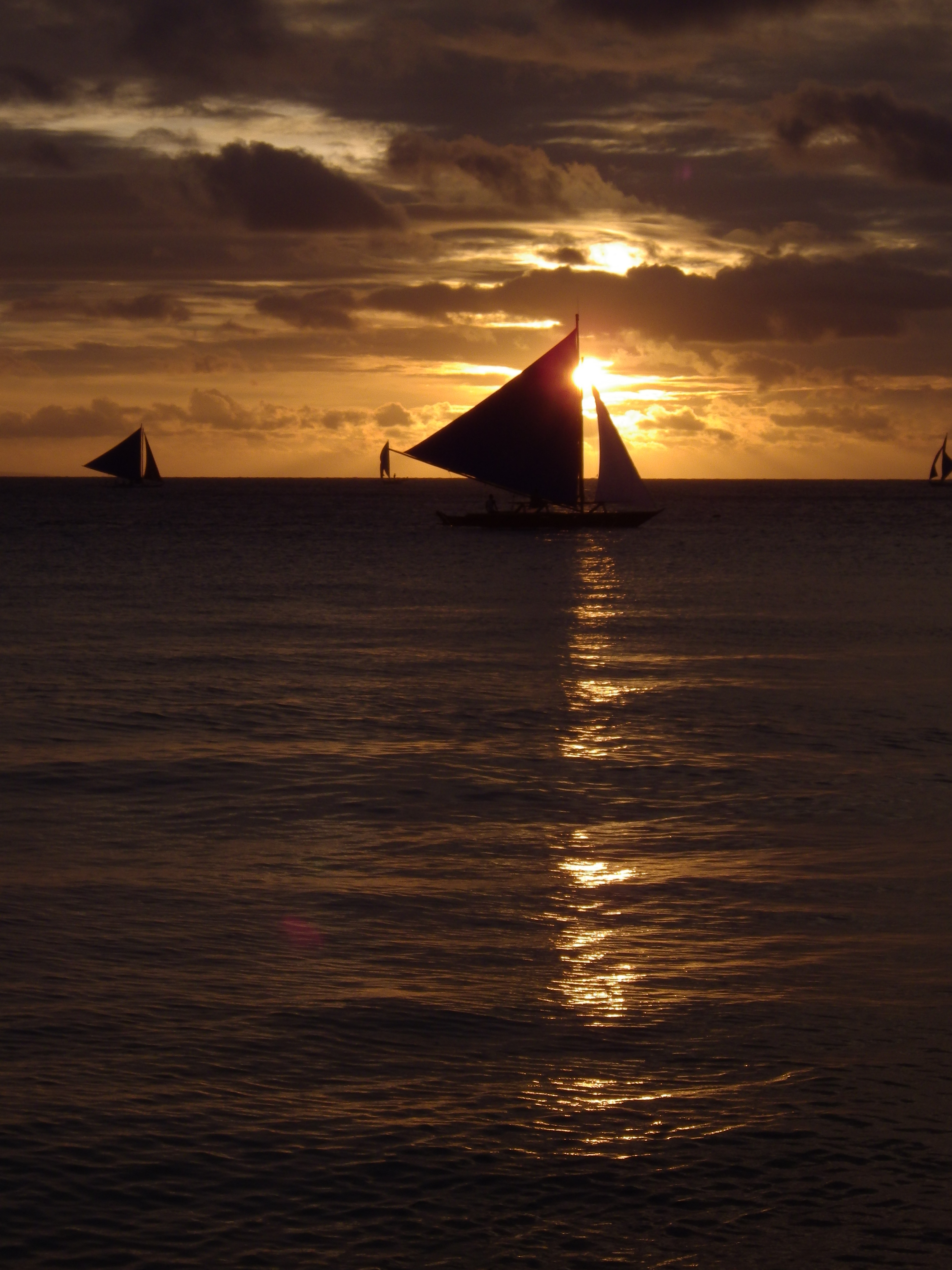 <b>PENTAX Optio WG-2 GPS / 約4.8MB / 3,456×4,608 / 1/640秒 / F6.3 / -1.0EV / ISO125 / WB:オート / 20.6mm</b>