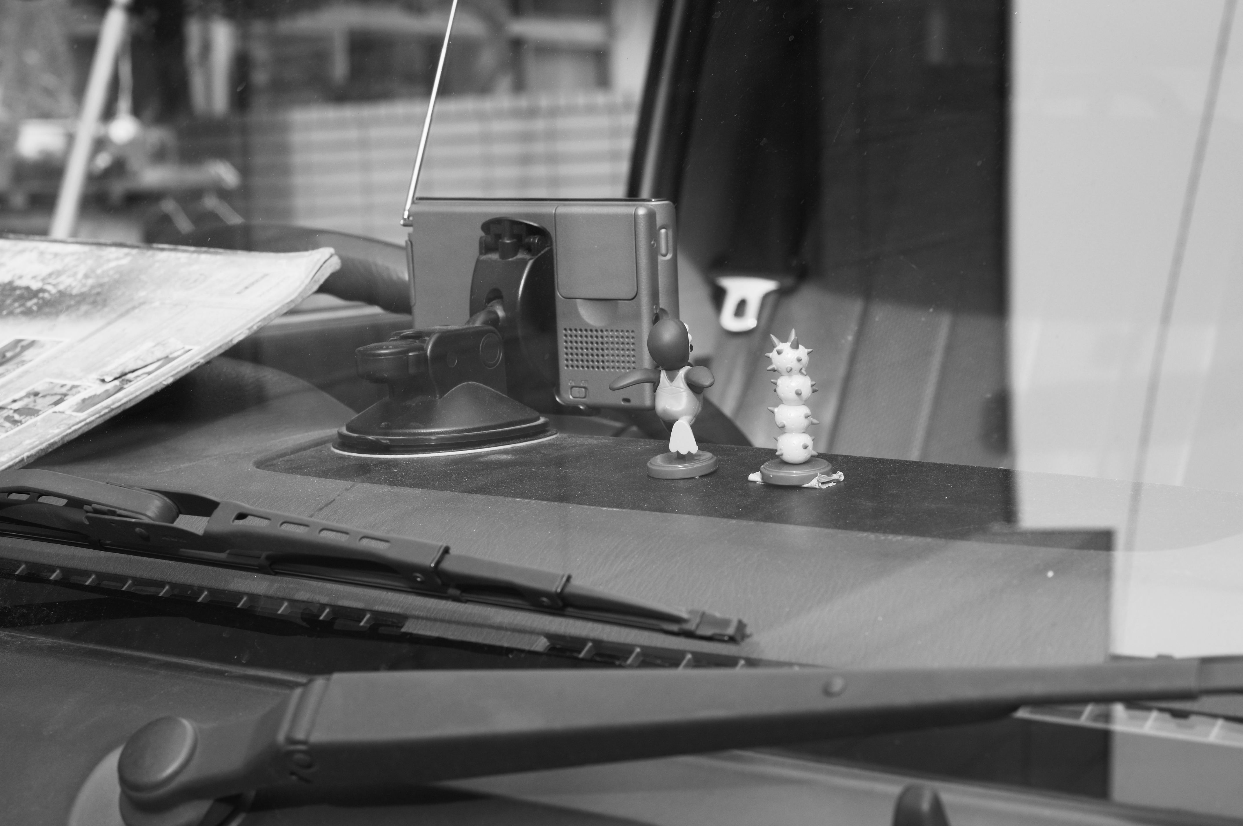 <b>車内のAFにもちゃんとピントが合った。赤外線によるアクティブAFはガラスの向こうにはピントが合わない、とも言われていたが、そんなことは無さそうだ。GXR MOUNT A12 / CHINON AUTO FOCUS LENS 50mm F1.7 / 4,288×2,848 / 1/97秒 / F8 / 0EV / ISO200 / WB:オート / 50mm</b>