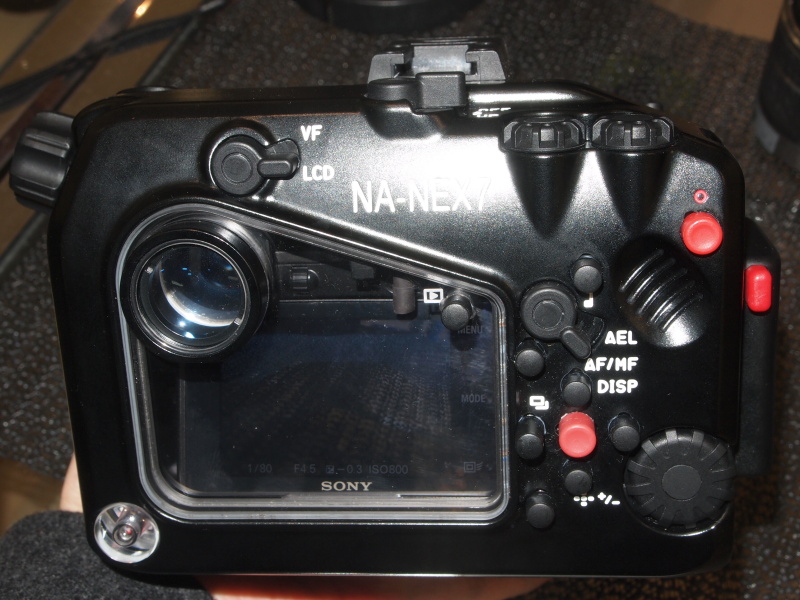 <b>トライダイヤルナビの操作にも対応。ダイヤル周りの処理に各社ハウジングの個性が光る</b>