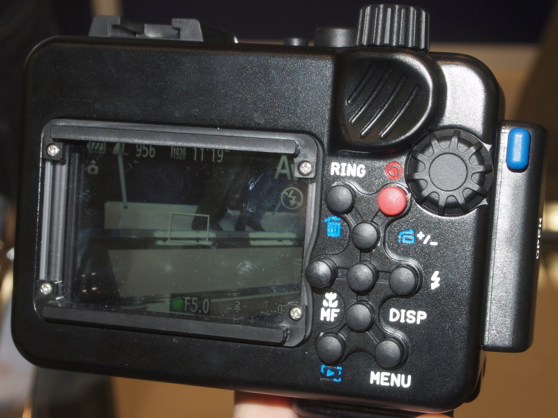 <b>前面のリング、背面のホイールともに活かしている</b>