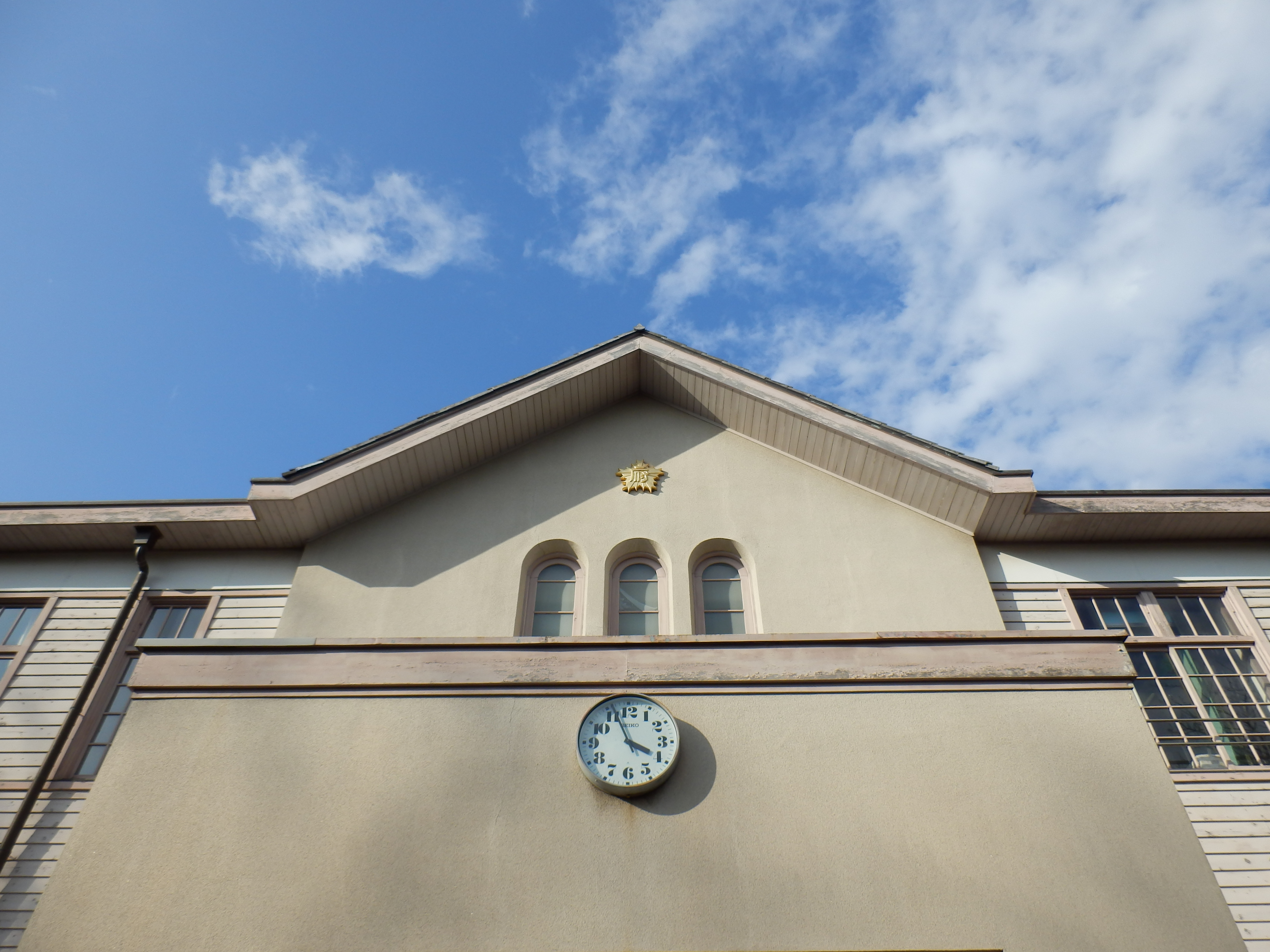 <b>広角端 / SH-25MR / 約5.7MB / 4,608×3,456 / 1/160秒 / F7.9 / -0.3EV / ISO80 / WB:オート / 4.2mm</b>