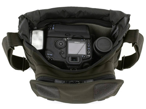 <b>プロメッセンジャー180AWの収納例</b>