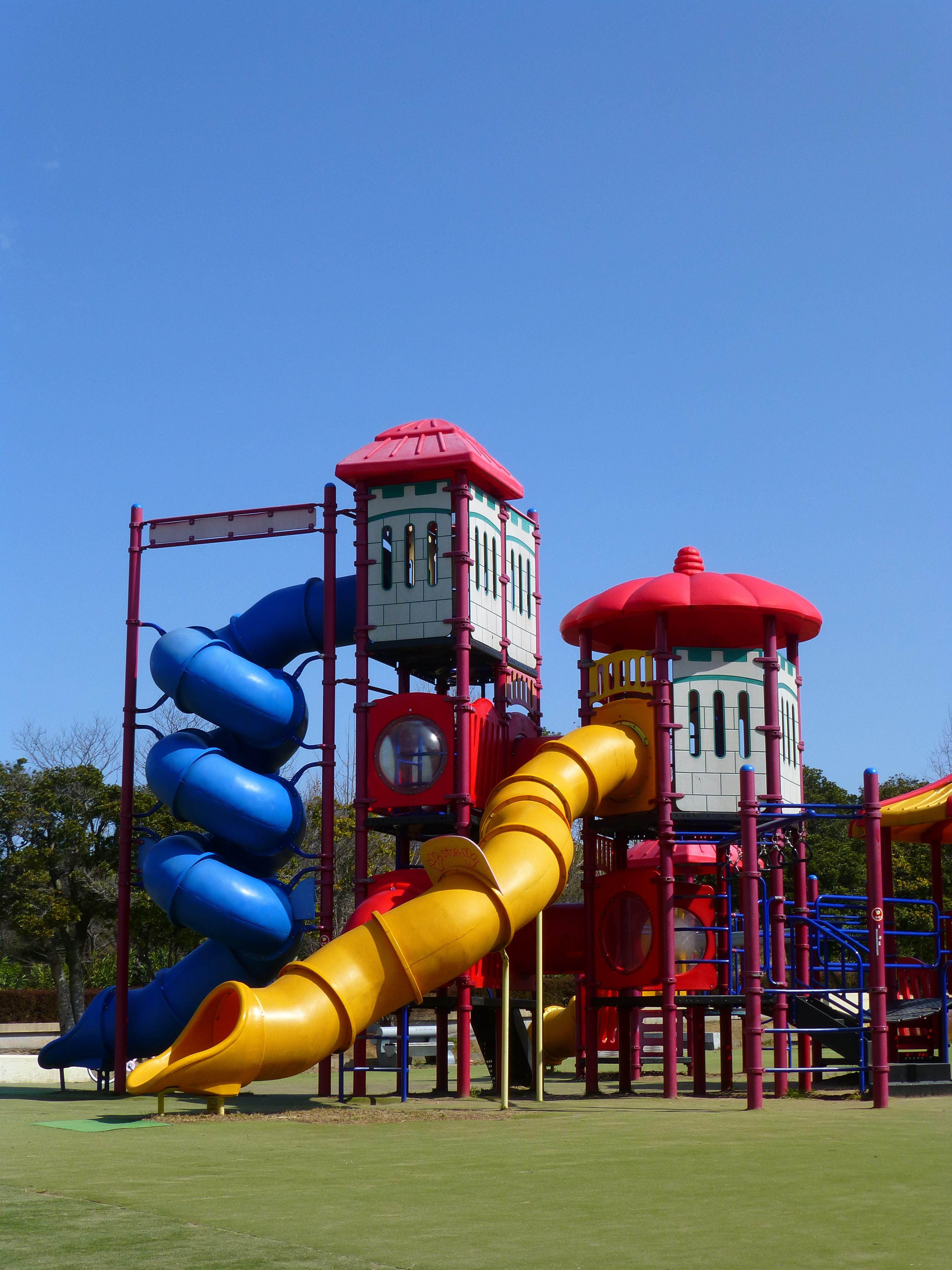 <b>カラーエフェクト:ヴィヴィッド / DMC-TZ30 / 約4.8MB / 3,240×4,320 / 1/800秒 / F4.7 / 0.0EV / ISO100 / WB:オート / 10.3mm</b>