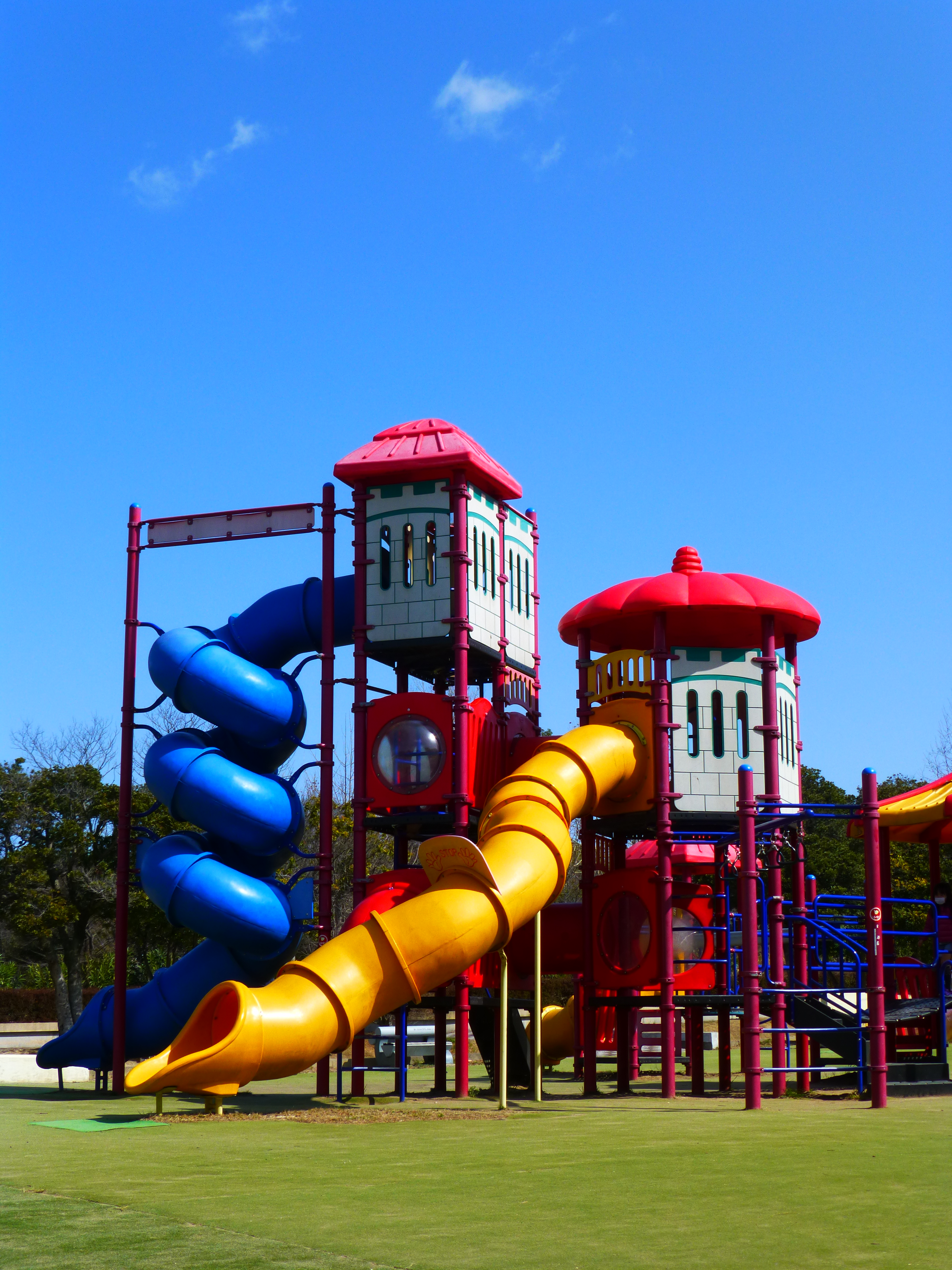 <b>クリエイティブコントロール:ポップ / DMC-TZ30 / 約4.9MB / 3,240×4,320 / 1/640秒 / F4.7 / 0.0EV / ISO100 / WB:オート / 10.3mm</b>