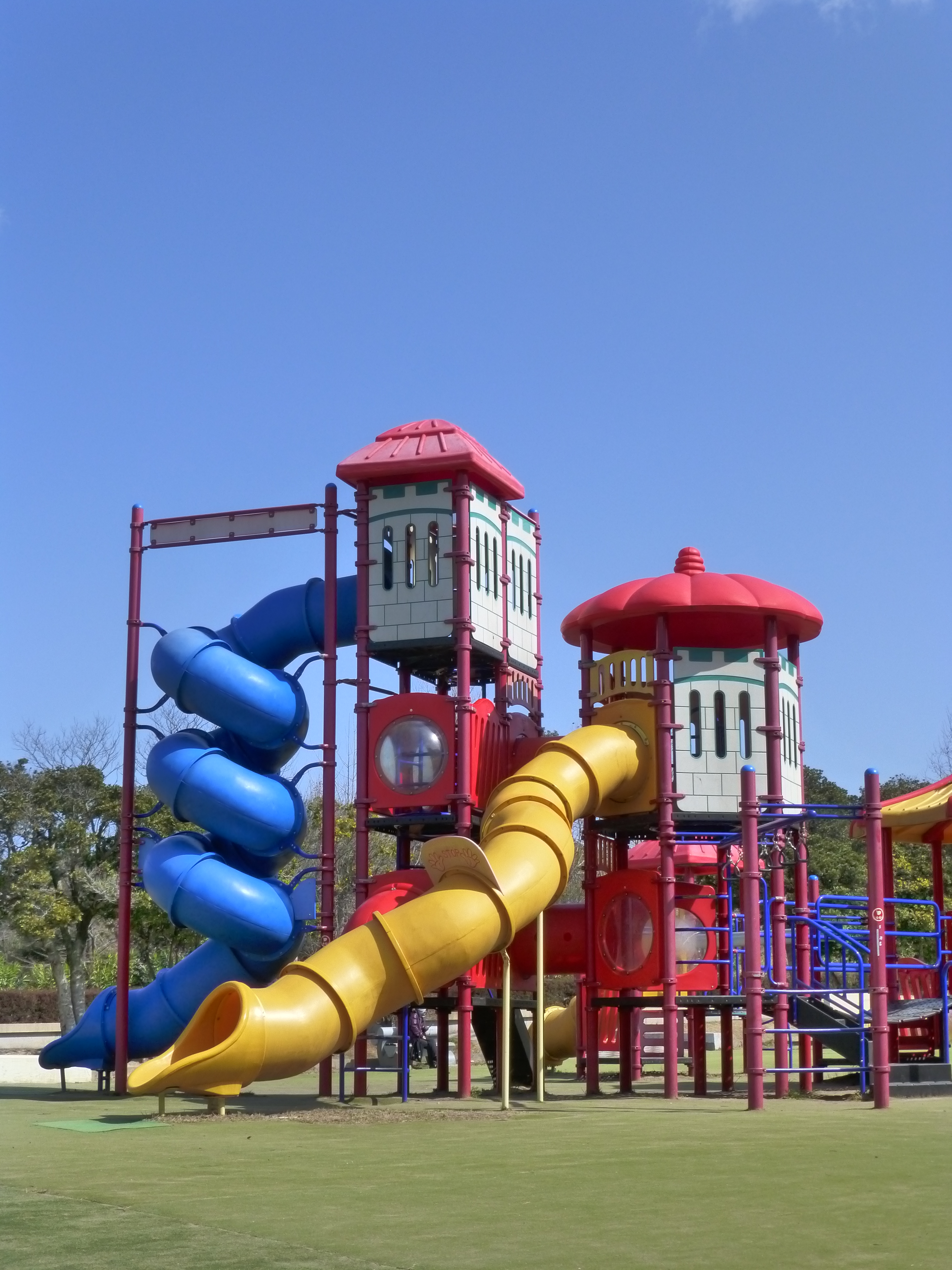 <b>クリエイティブコントロール:ハイダイナミック / DMC-TZ30 / 約4.7MB / 3,240×4,320 / 1/640秒 / F4.7 / 0.0EV / ISO400 / WB:オート / 10.3mm</b>