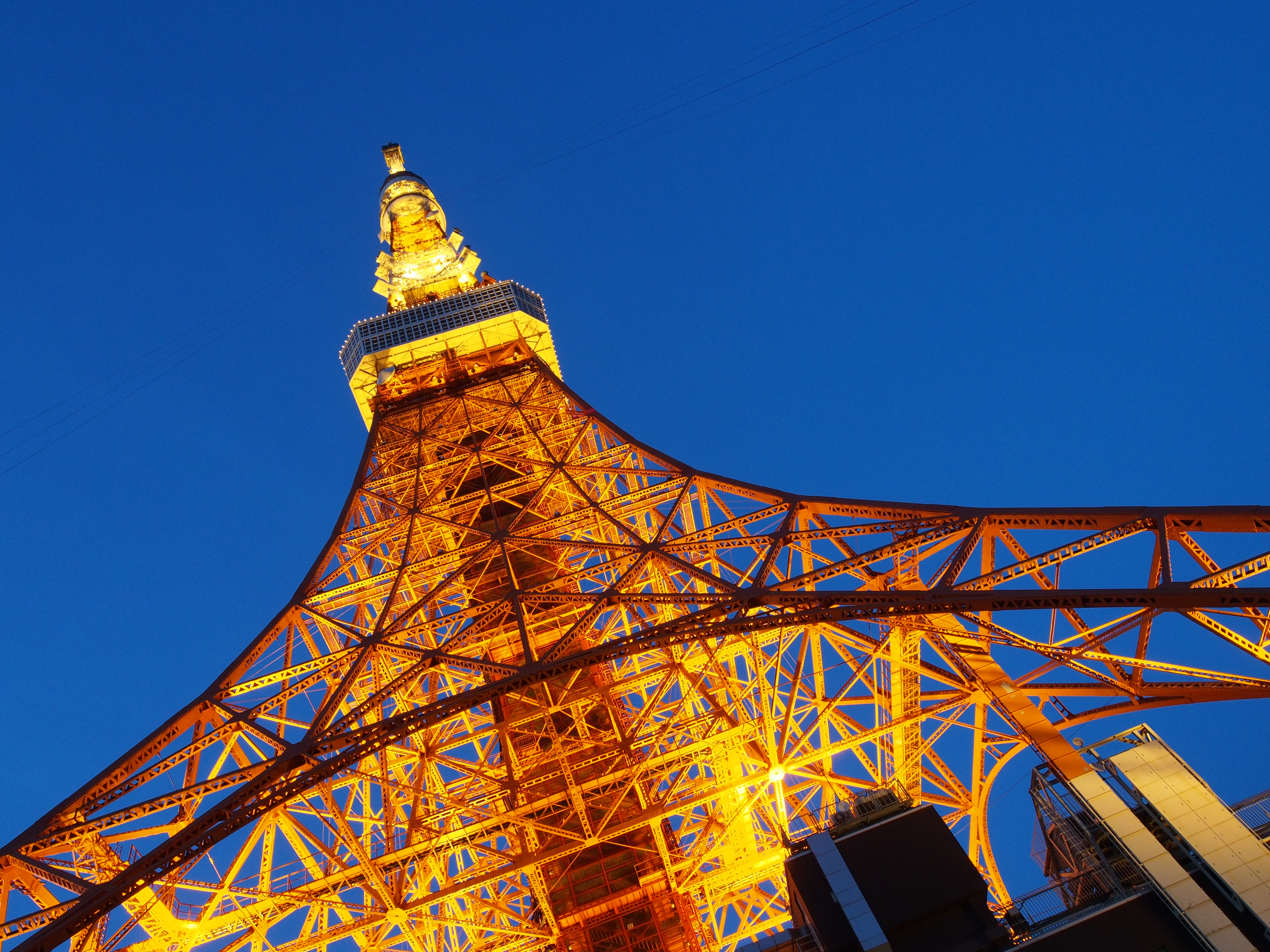 <b>NR:OFF / E-M5 / M.ZUIKO DIGITAL ED 12-50mm F3.5-6.3 EZ / 約7.7MB / 4,608×3,456 / 1/10秒 / F8 / 0.0EV / ISO800 / WB:オート / 12mm</b>