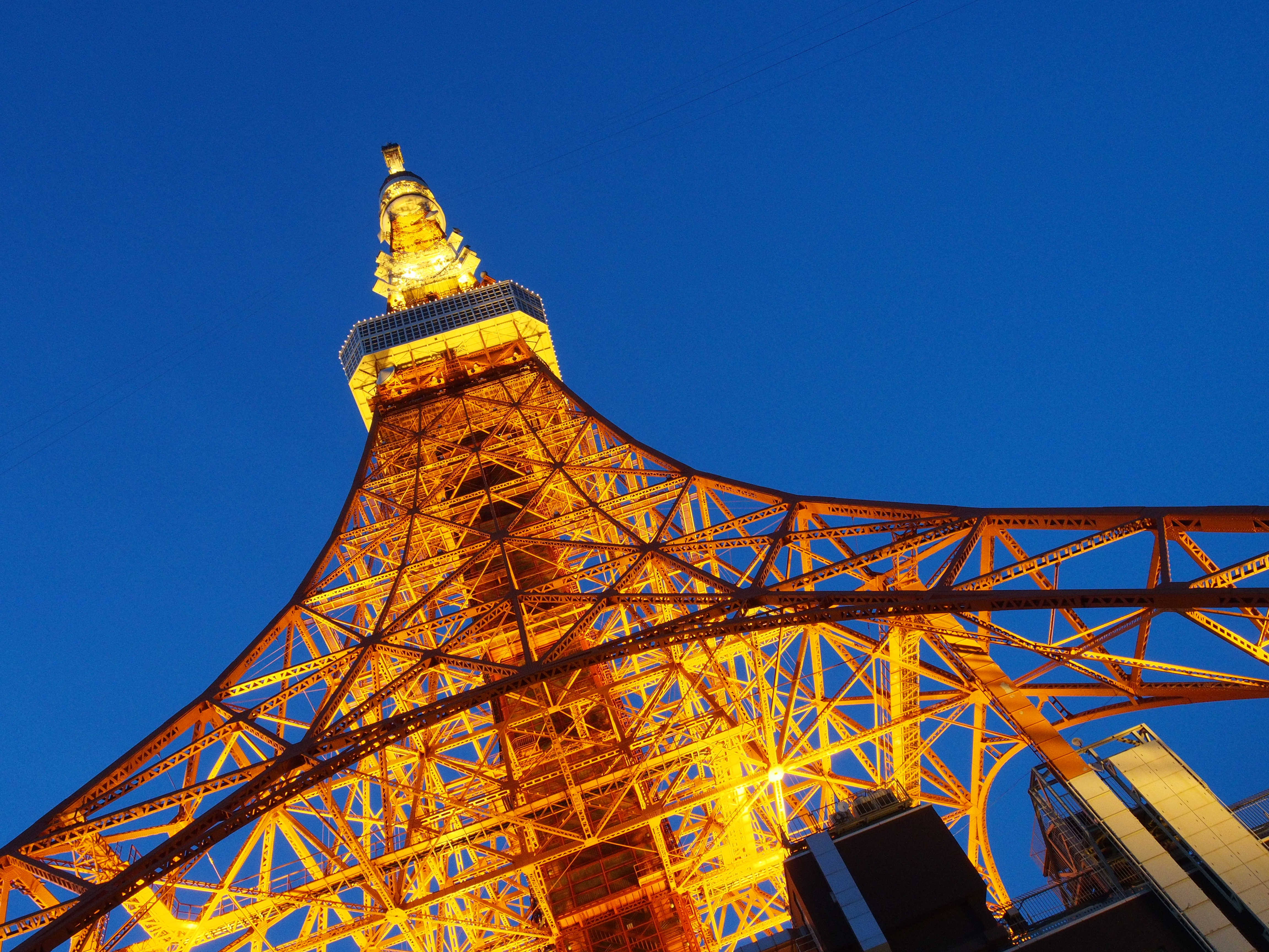 <b>NR:OFF / E-M5 / M.ZUIKO DIGITAL ED 12-50mm F3.5-6.3 EZ / 約7.6MB / 4,608×3,456 / 1/20秒 / F8 / 0.0EV / ISO1600 / WB:オート / 12mm</b>