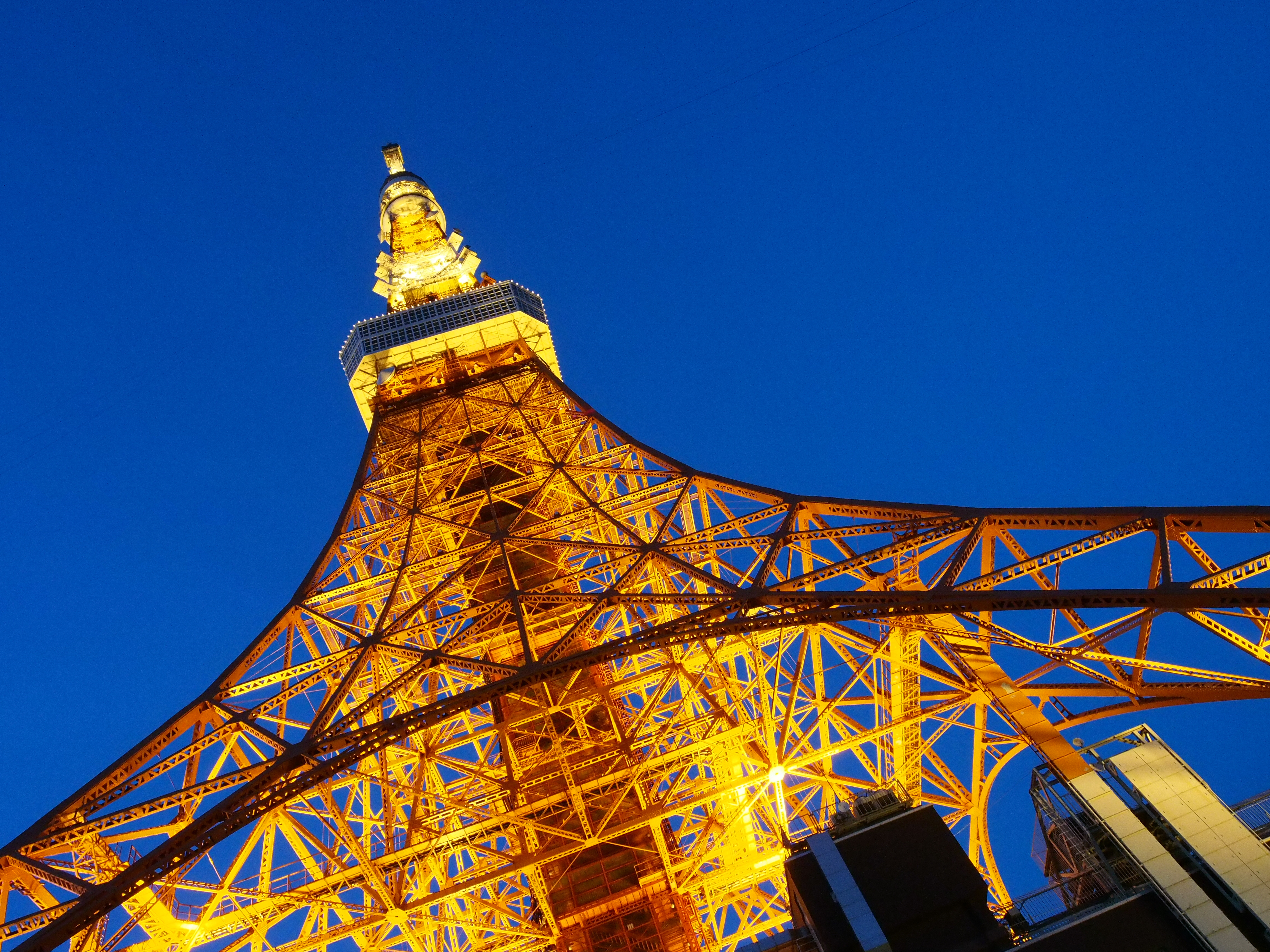 <b>NR:弱 / E-M5 / M.ZUIKO DIGITAL ED 12-50mm F3.5-6.3 EZ / 約7.3MB / 4,608×3,456 / 1/30秒 / F8 / 0.0EV / ISO3200 / WB:オート / 12mm</b>