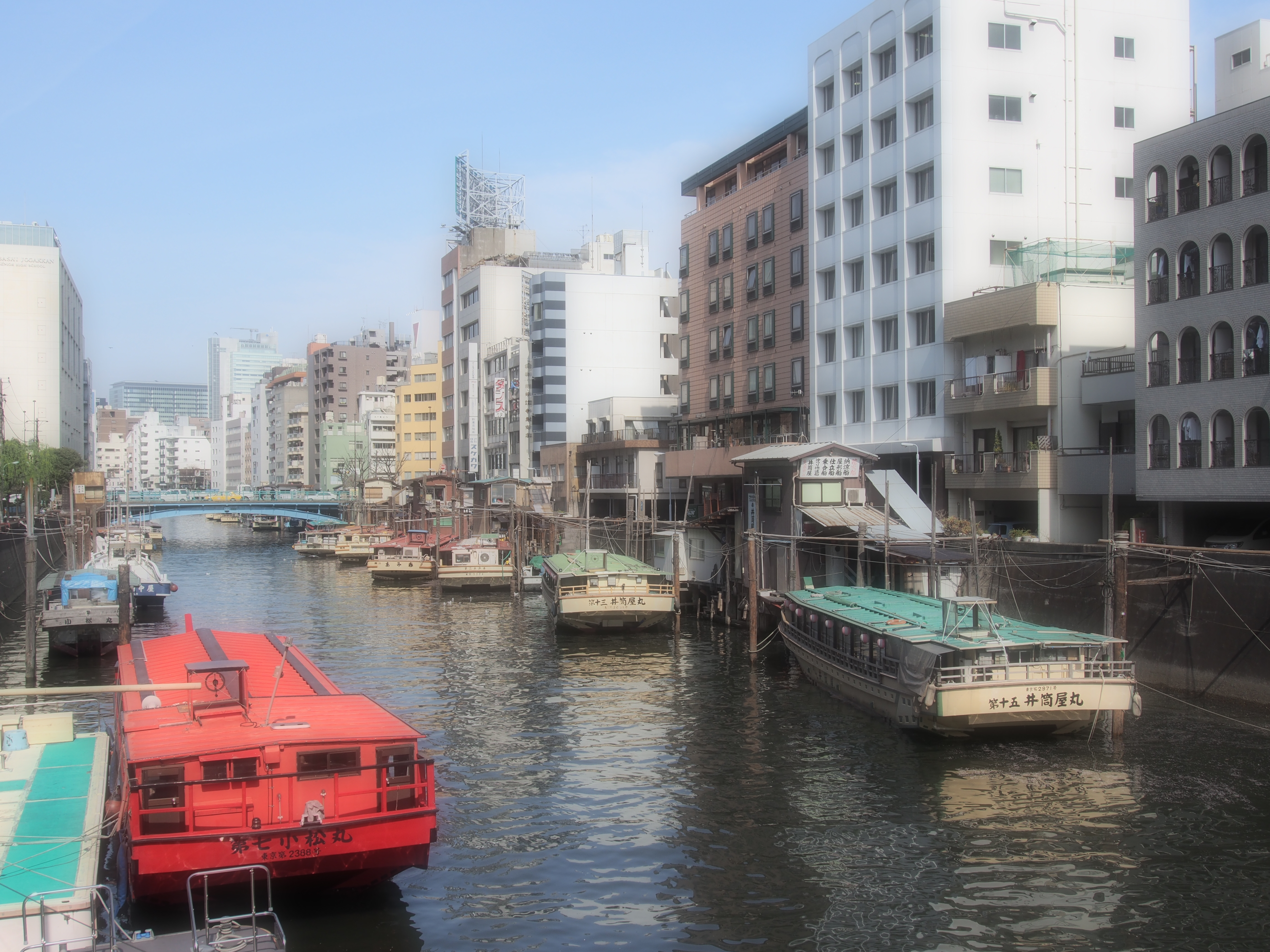 <b>アートフィルター：ファンタジックフォーカス / E-M5 / M.ZUIKO DIGITAL ED 12-50mm F3.5-6.3 EZ / 約8.1MB / 4,608×3,456 / 1/640秒 / F8 / 0.0EV / ISO200 / WB:オート / 19mm</b>