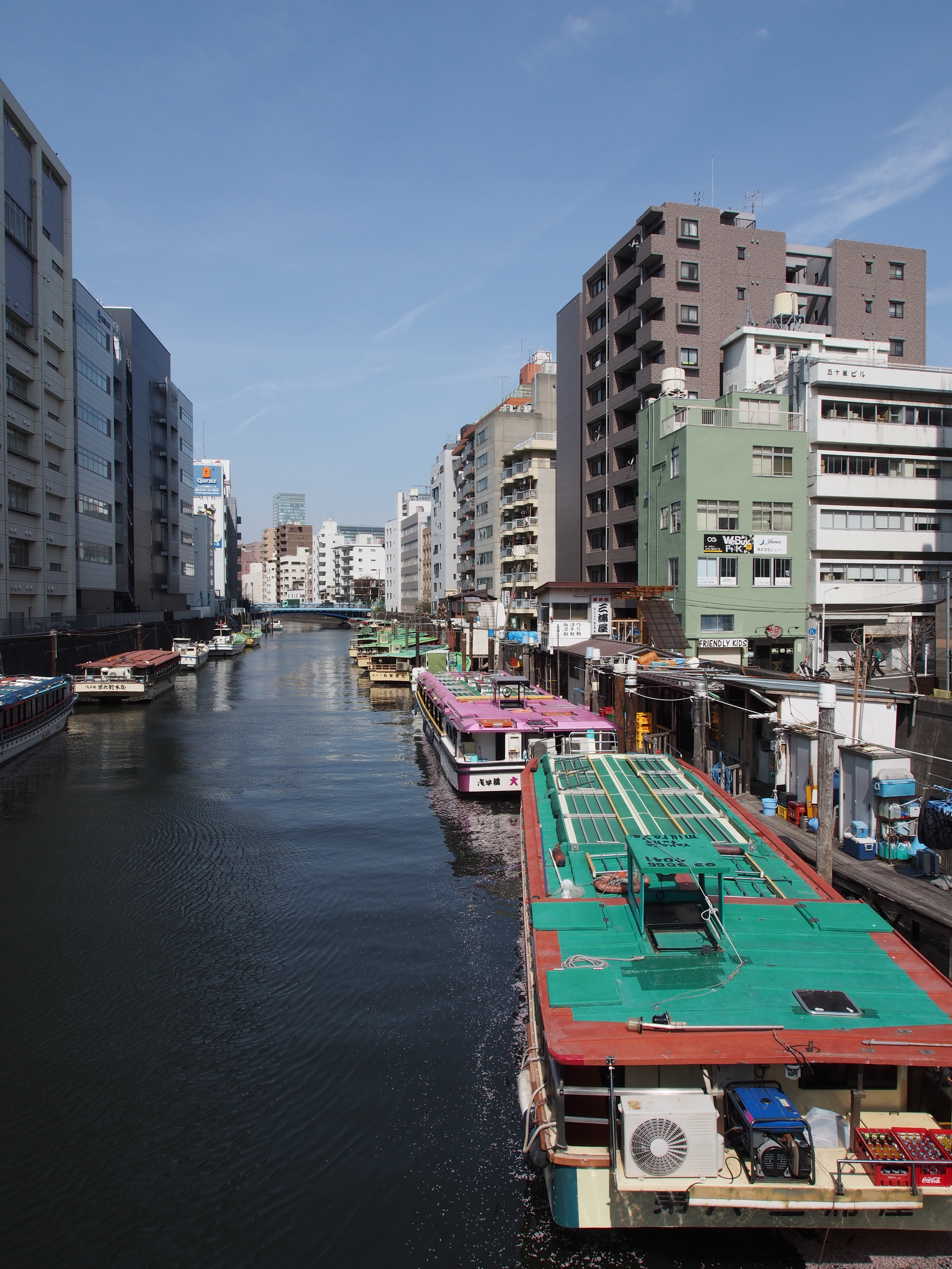 <b>E-M5 / M.ZUIKO DIGITAL ED 12-50mm F3.5-6.3 EZ / 約7.2MB / 3,456×4,608 / 1/500秒 / F9 / 0.0EV / ISO200 / WB:オート / 12mm</b>