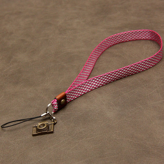 <b>シャイニー シルバー</b>