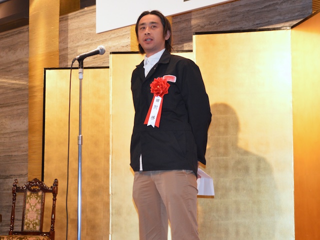 <b>受賞者の田附勝氏（左）</b>