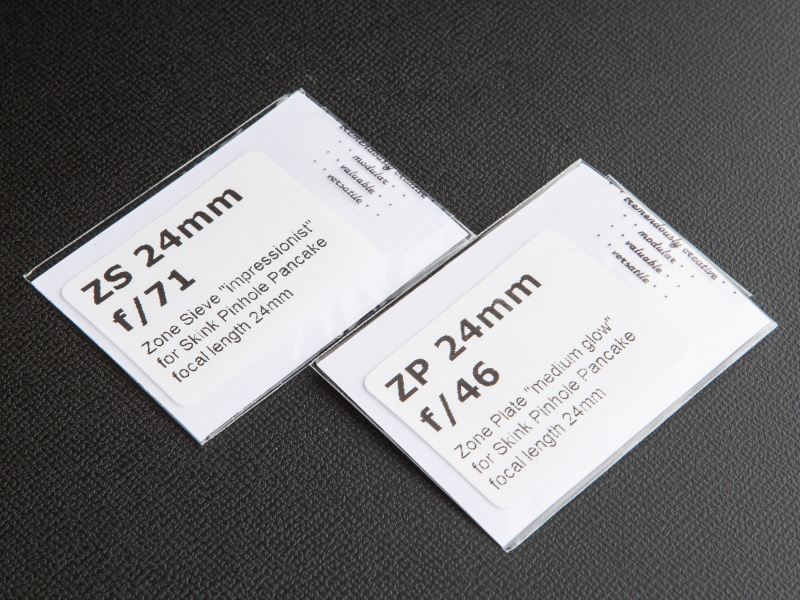 <b>プロキットは標準のピンホールプレート以外に、2種類のプレートが付属している</b>